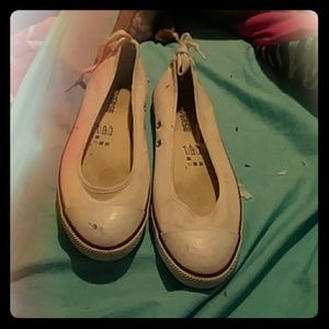 Converse Flats